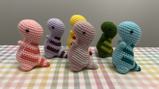 How to Crochet a Mini-Dino!