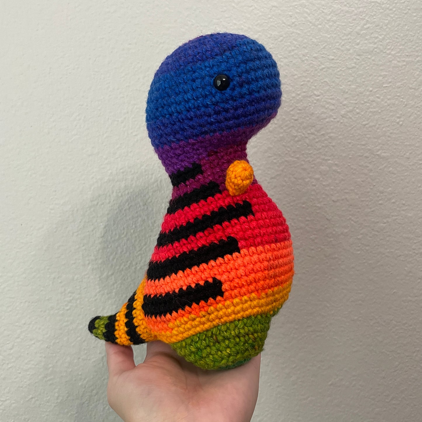 Gradient Dino (8.5 inch)