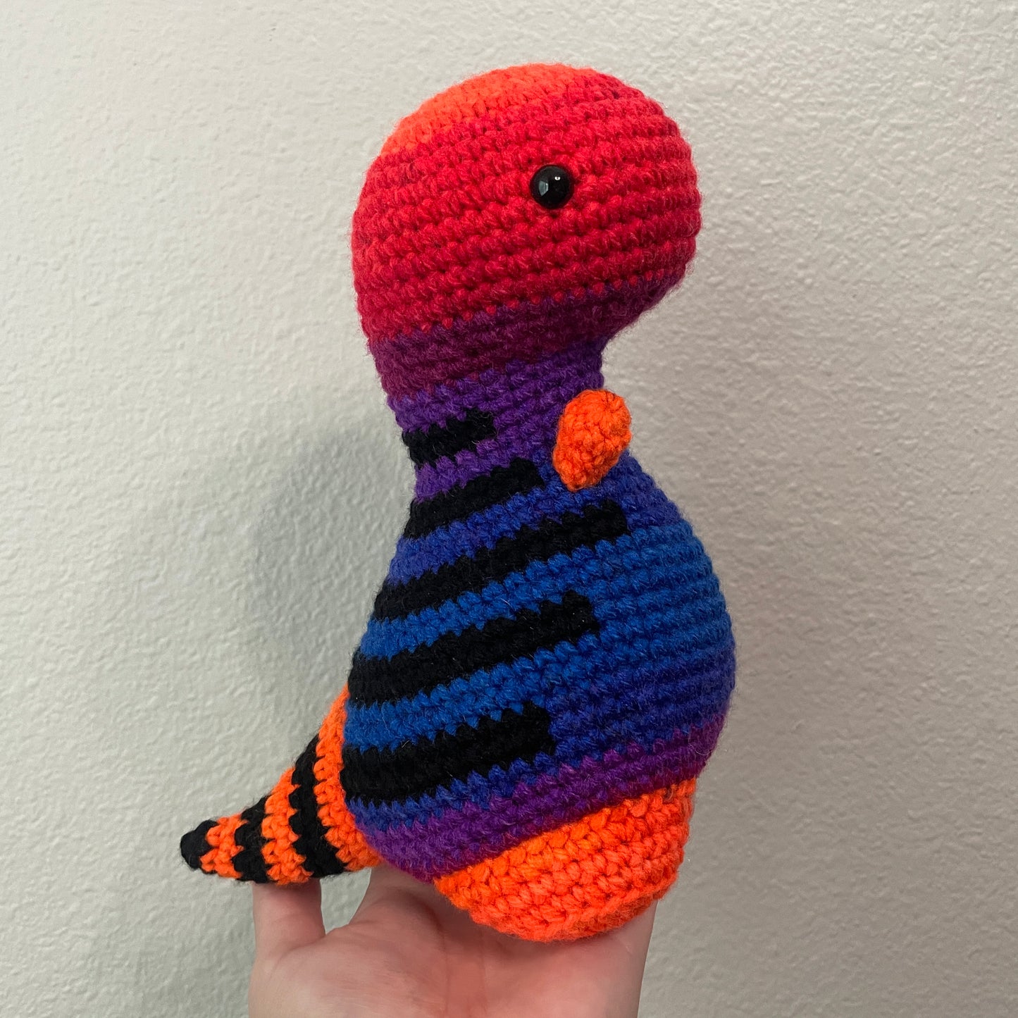 Gradient Dino (8.5 inch)