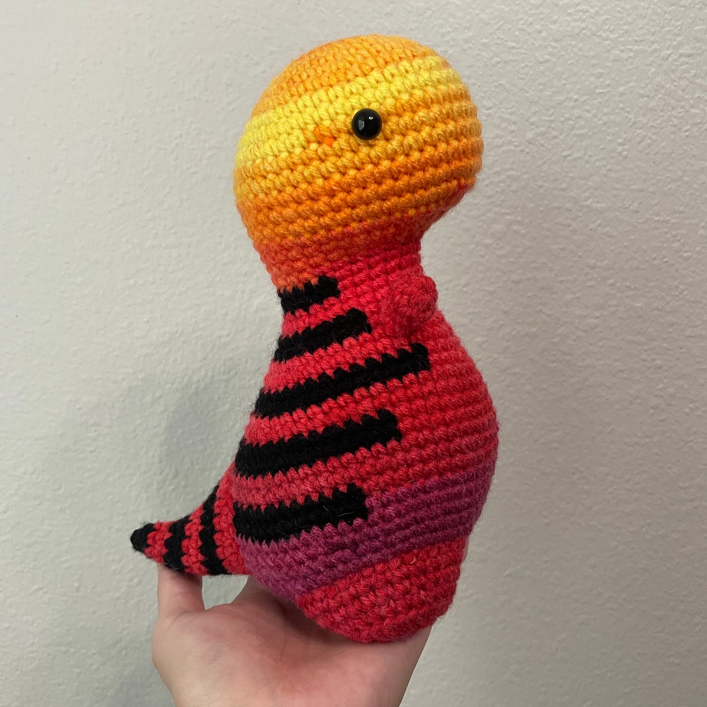 Gradient Dino (8.5 inch)