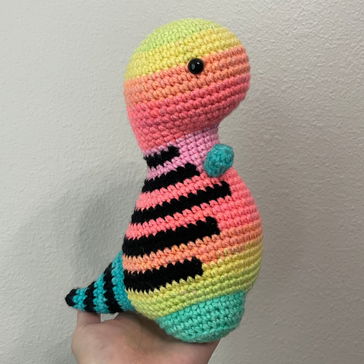 Gradient Dino (8.5 inch)