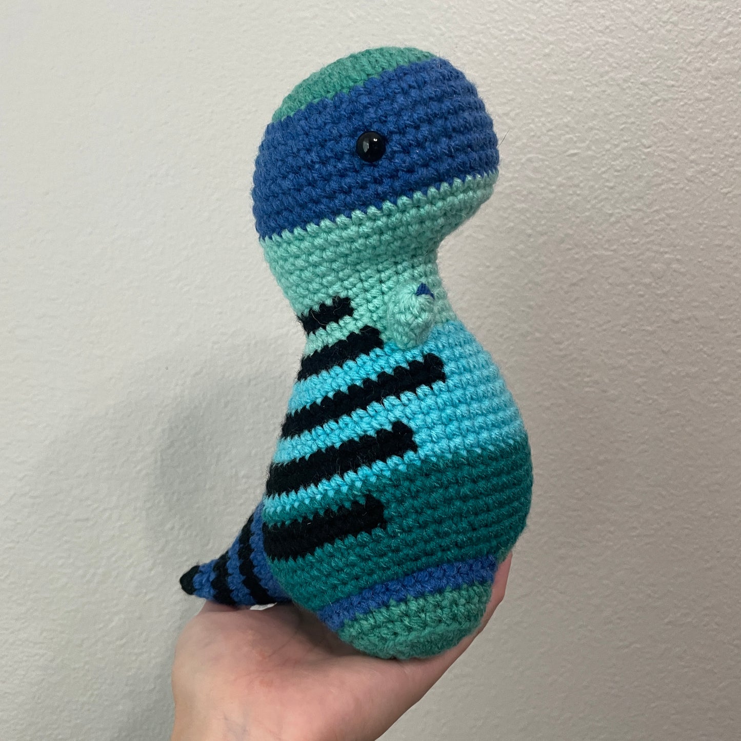 Gradient Dino (8.5 inch)