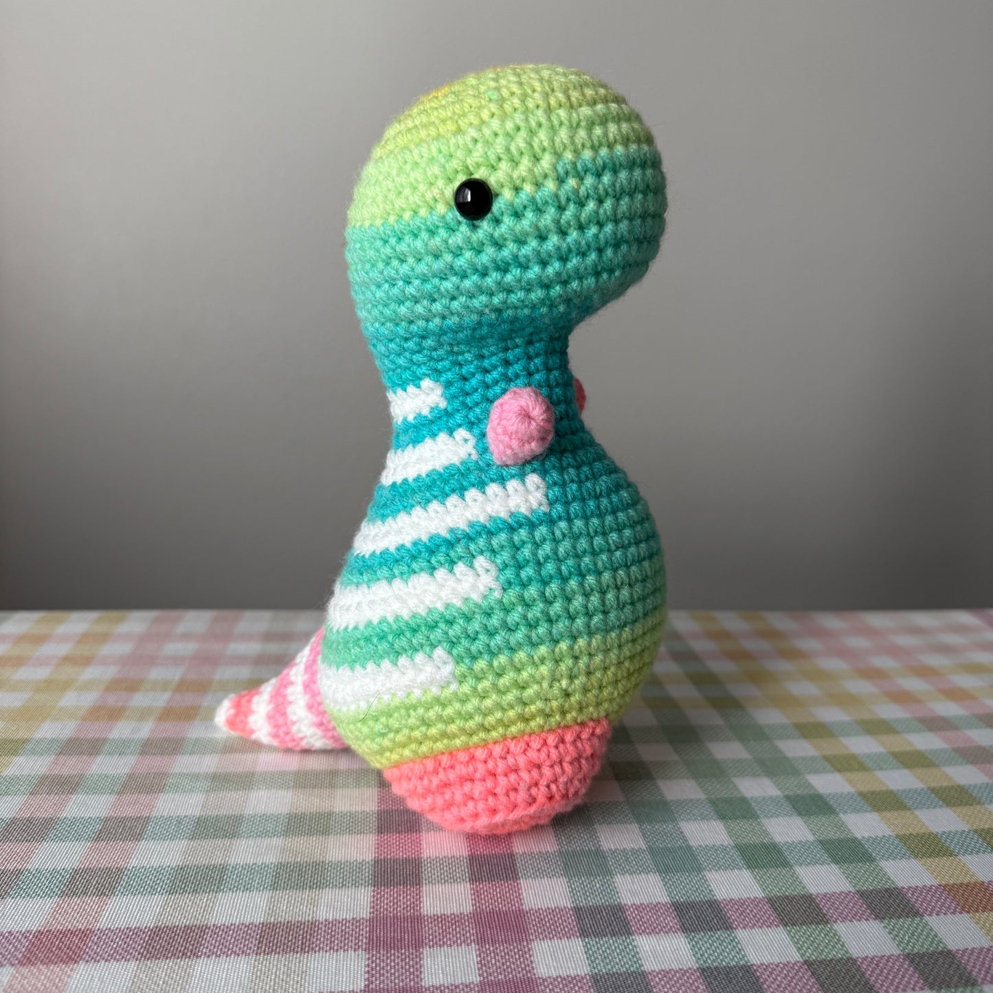 Gradient Dino (8.5 inch)