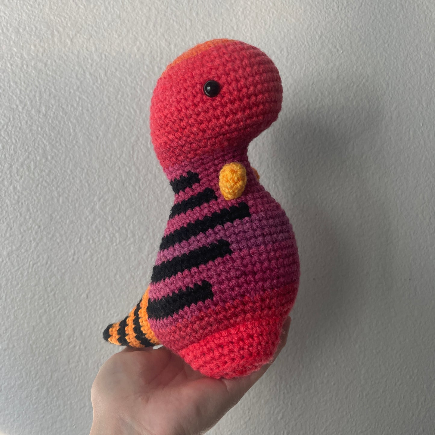 Gradient Dino (8.5 inch)